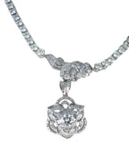 Collier Fleur En Or Blanc 18 Carats Et Diamants 11,00 Atw
