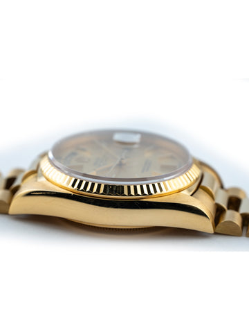 Rolex Day-Date 36mm 18k Yellow Gold President Champagne Dial Ref 18038