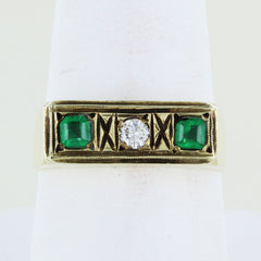 18KT YELLOW GOLD EMERALD AND DIAMOND RING
