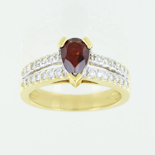 LADIES 18 KT COLORED STONE RING SIZE 7