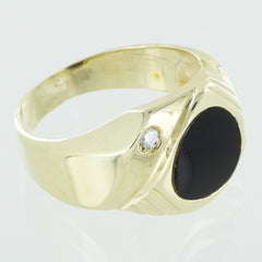 GENTS 14KT GOLD DIAMONDS AND ONXY RING SIZE 10