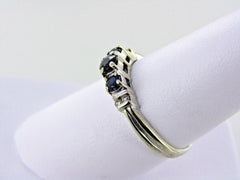 10KT WHITE GOLD DIAMOND AND SAPPHIRE RING BAND SIZE 9.5