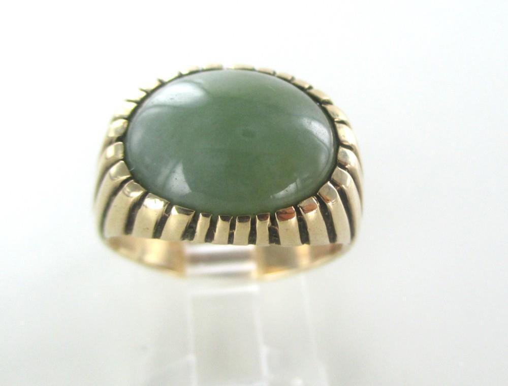 10KT YELLOW GOLD RING JADE OVAL SZ 7.5 WEDDING BAND 8.7 GRAMS