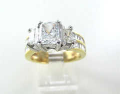 14KT YELLOW GOLD RING 25 DIAMONDS 2 CARAT 8.2 GRAMS SIZE 8 WEDDING BAND SOLITAIRE