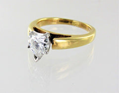 14KT YELLOW GOLD HEART-SHAPED DIAMOND SOLITAIRE RING SIZE 5.5
