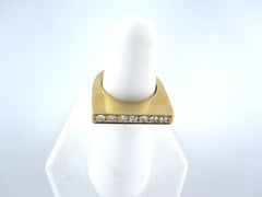 18K YELLOW GOLD 7 DIAMOND SZ5 MODERN RING WEDDING BAND 7.2DWT